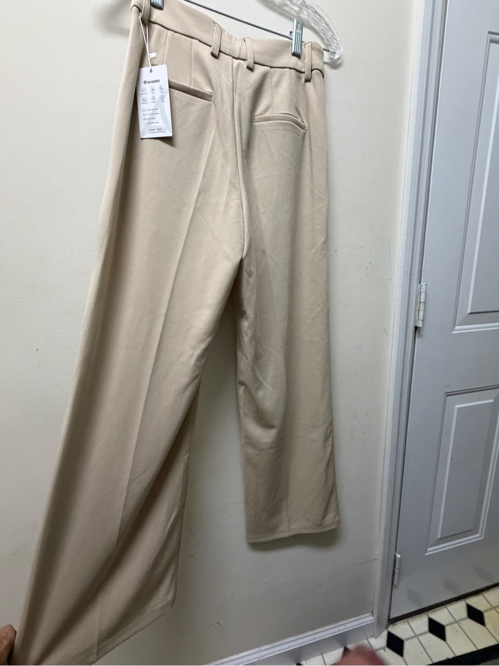 Women’s Dress Pants in Beige - Classic style.